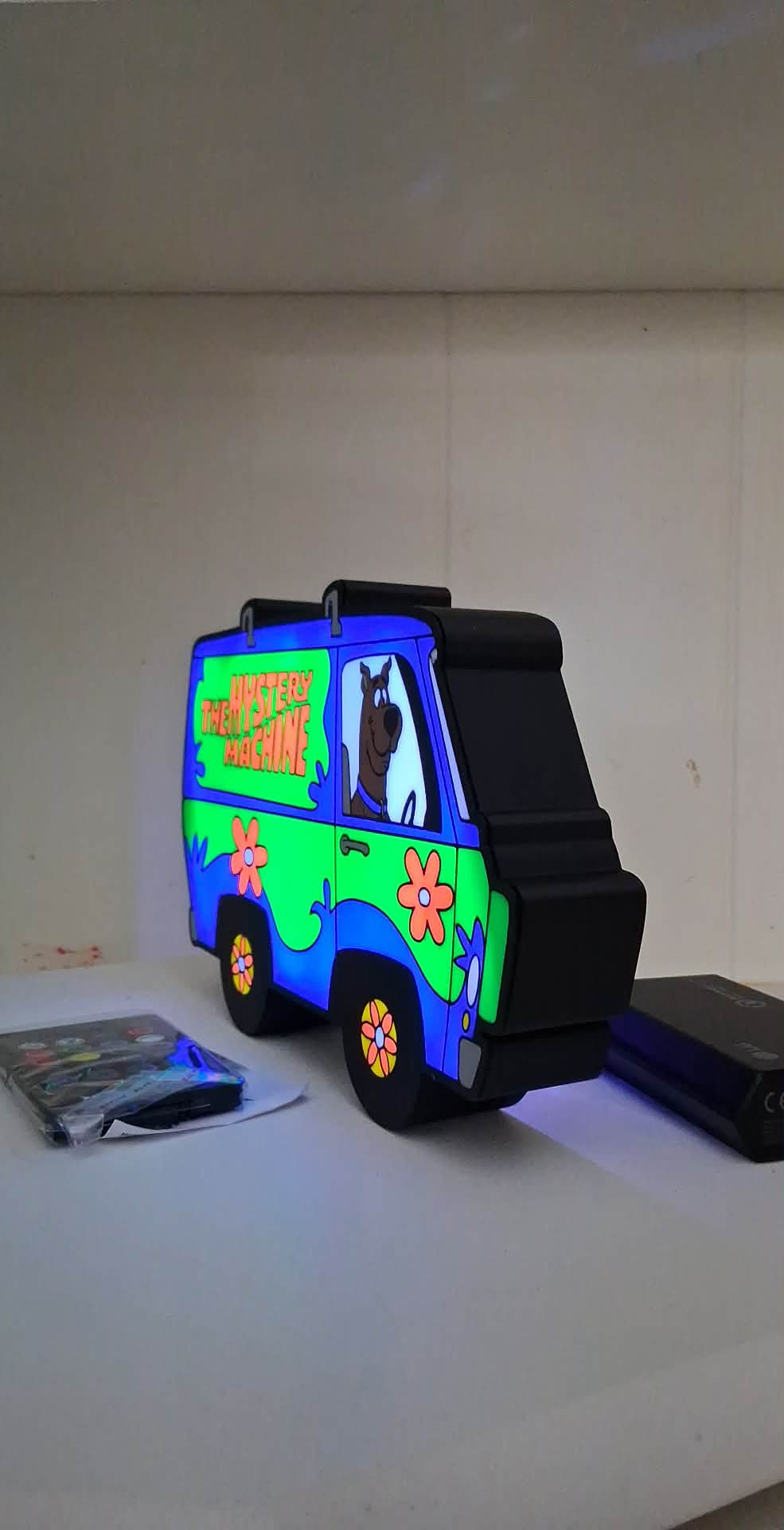 The Mystery Machine LED light box – custom 3D printed – Lit Layer Creations